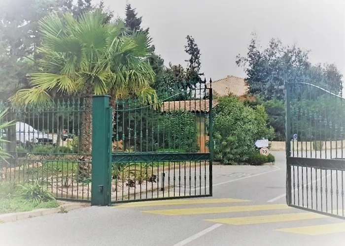 아파트 Confortable 4 Couchages Proche A - Fr-1-226-304 *